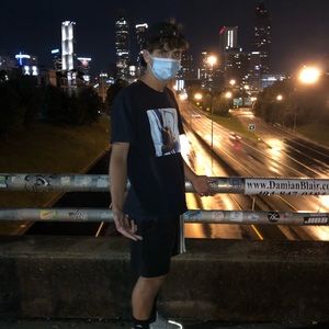 Meet your Posher, Tomas